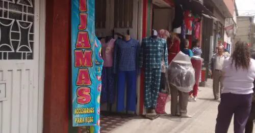 PIJAMAS UN NUEVO AMANCER PIJAMAS UN NUEVO AMANCER